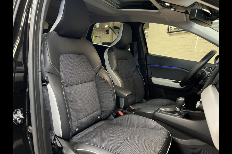 Renault Captur 1.3 TCe 155pk| Groot navi | PANO | ACC | 18" | Blindspot | Stoel&Stuur verwarming | Keurig nette goed onderhouden Captur.