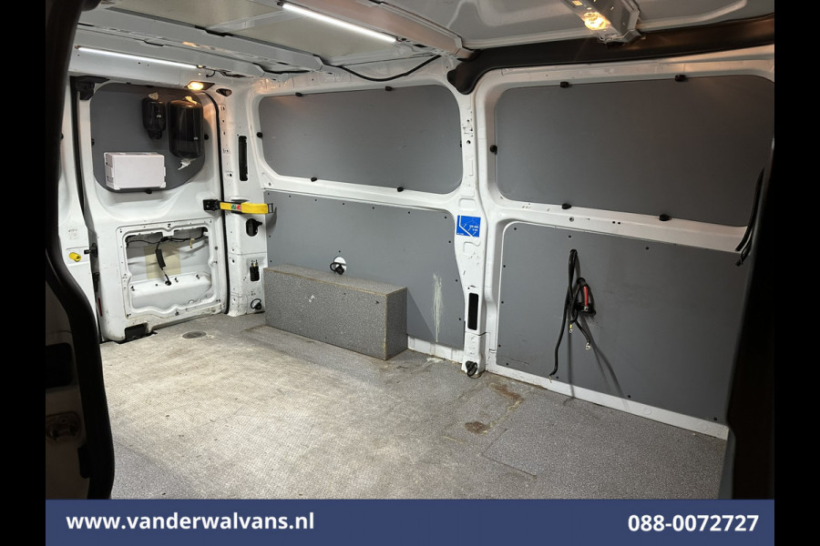 Ford Transit Custom 2.0 TDCI 130pk L2H1 Euro6 Airco | Camera | Apple Carplay | LED | Cruisecontrol | 2800kg Trekhaak Android Auto, Stoelverwarming, Verwarmde voorruit, Parkeersensoren