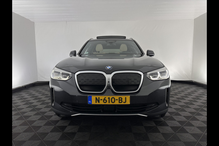 BMW iX3 High Executive 80 kWh [ 3-Fase-11kW ] {SOH-96%} (INCL-BTW) Aut. *PANO | LEATHER | HARMAN/KARDON | FULL-LED | BLINDSPOT | MEMORY-PACK | DIGI-COCKPIT | HEATED-SPORTSEATS | KEYLESS | TOPVIEW | DAB+ | NAVI-FULLMAP | HEAD-UP | 20''ALU*