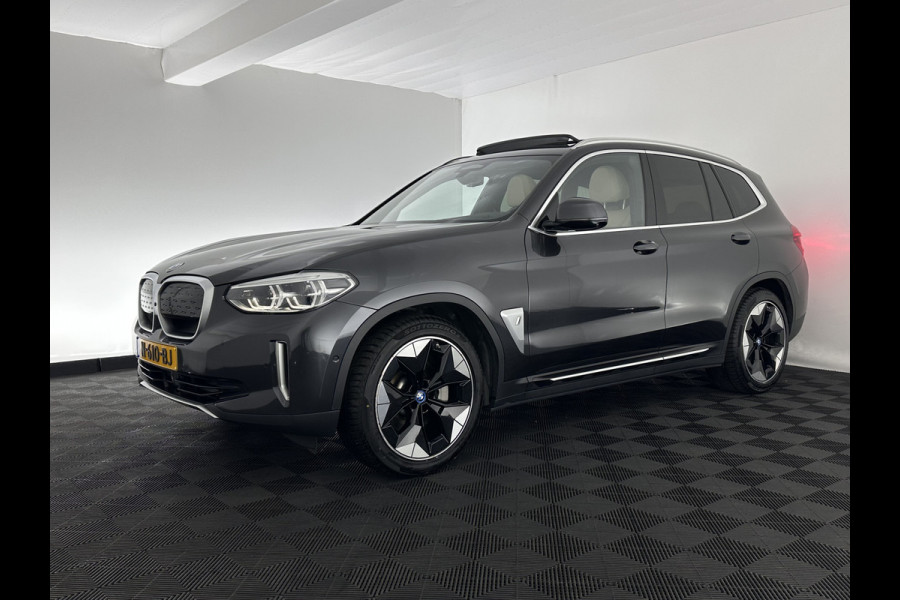 BMW iX3 High Executive 80 kWh [ 3-Fase-11kW ] {SOH-96%} (INCL-BTW) Aut. *PANO | LEATHER | HARMAN/KARDON | FULL-LED | BLINDSPOT | MEMORY-PACK | DIGI-COCKPIT | HEATED-SPORTSEATS | KEYLESS | TOPVIEW | DAB+ | NAVI-FULLMAP | HEAD-UP | 20''ALU*
