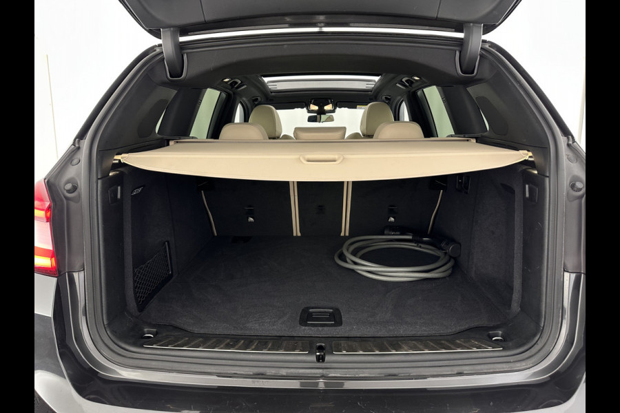 BMW iX3 High Executive 80 kWh [ 3-Fase-11kW ] {SOH-96%} (INCL-BTW) Aut. *PANO | LEATHER | HARMAN/KARDON | FULL-LED | BLINDSPOT | MEMORY-PACK | DIGI-COCKPIT | HEATED-SPORTSEATS | KEYLESS | TOPVIEW | DAB+ | NAVI-FULLMAP | HEAD-UP | 20''ALU*