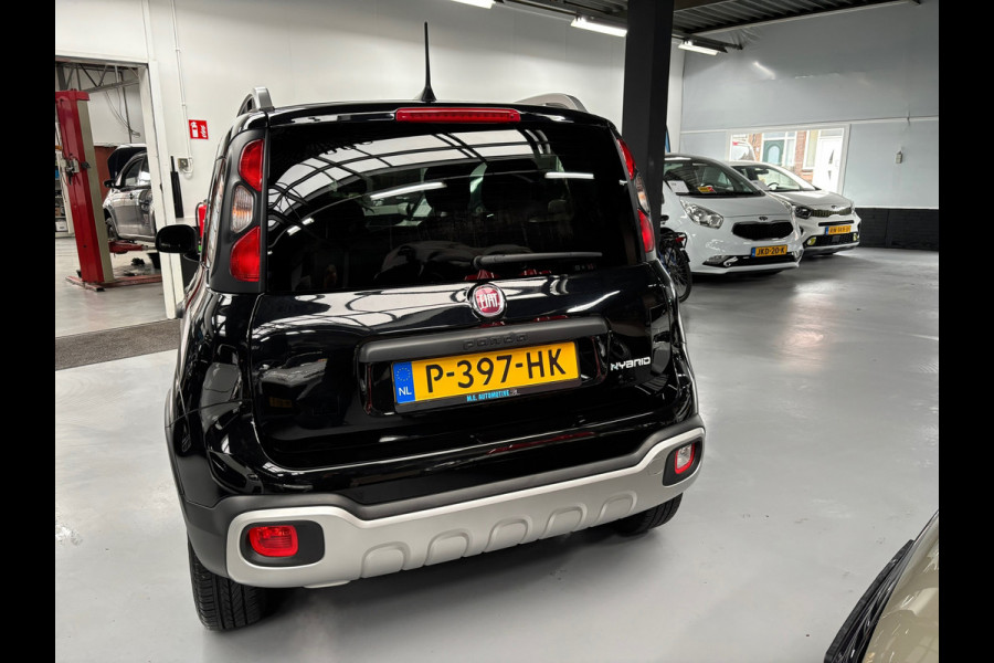 Fiat Panda 1.0 Hybrid Cross