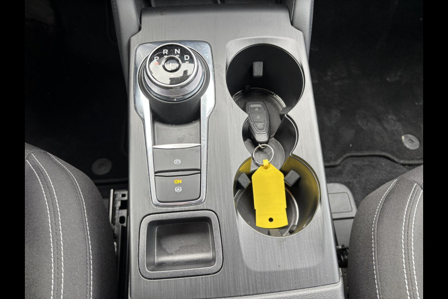 Ford Kuga 2.5 PHEV Titanium SCI |243pk | Orig. NL Auto | Wegklapbare trekhaak | Winter Pack | Adapitve cruise control | 2.100kg Trekgewicht