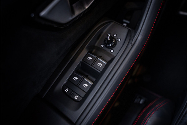 Lamborghini Urus 4.0 V8 Performante - Original Color l Akrapovic l Carbon Pack