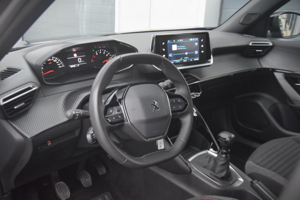 Peugeot 2008 1.2 PureTech Active Pack NAVIGATIE FULL MAP/CRUISE CONTROL/16" ALL SEASON BANDEN