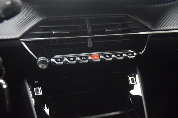 Peugeot 2008 1.2 PureTech Active Pack NAVIGATIE FULL MAP/CRUISE CONTROL/16" ALL SEASON BANDEN