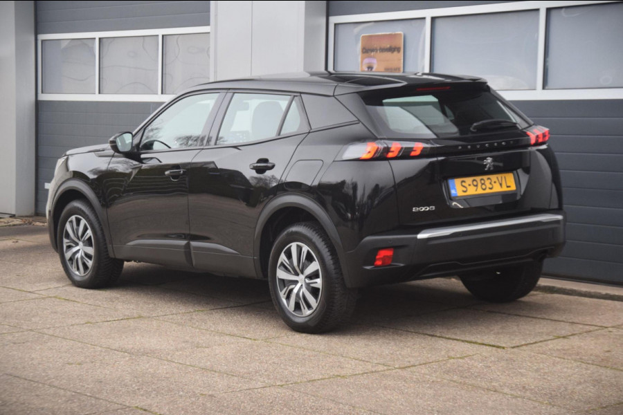 Peugeot 2008 1.2 PureTech Active Pack NAVIGATIE FULL MAP/CRUISE CONTROL/16" ALL SEASON BANDEN