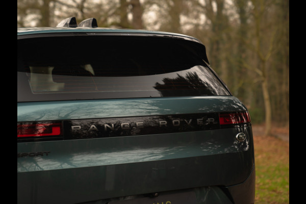 Land Rover Range Rover Sport 3.0 P440e Dynamic HSE | Pano-dak | Head-up | 360 cam