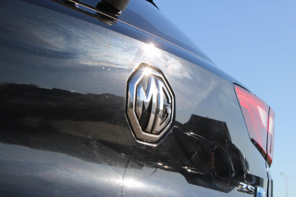 MG Mg Zs EV Luxury 45kWh AllSeason Panodak Leder !!NIEUWBINNEN!!
