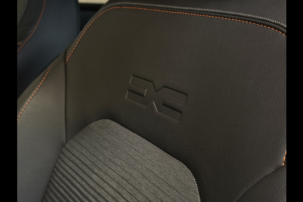 Dacia Duster 1.3 TCe 150 Extreme | Navi | 17" | Blindspot | 360 | Stoelverwarming | Cruise control | 100% Dealer onderhouden!