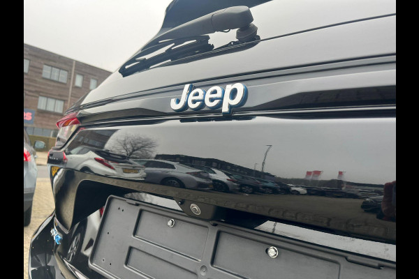 Jeep Grand Cherokee 2.0 Overland 4xe 380pk | Panoramadak | Stoelverwarming | McIntosh Audio