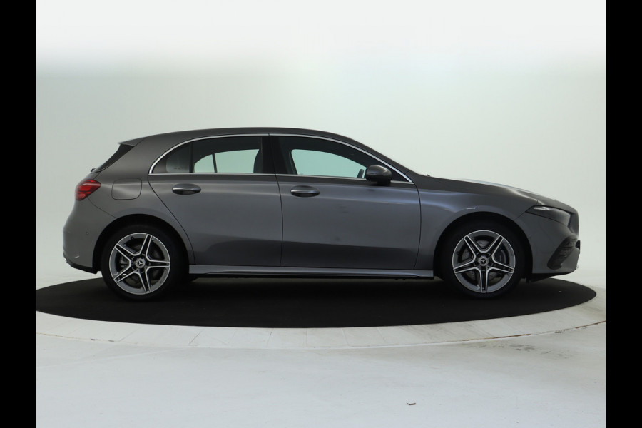 Mercedes-Benz A-Klasse 250 e Star Edition AMG Line | AMG Line | Sfeerverlichting | Achteruitrijcamera | Apple CarPlay | Inclusief 24 maanden MB Certified garantie voor Europa.