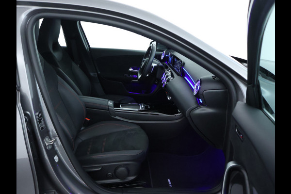Mercedes-Benz A-Klasse 250 e Star Edition AMG Line | AMG Line | Sfeerverlichting | Achteruitrijcamera | Apple CarPlay | Inclusief 24 maanden MB Certified garantie voor Europa.