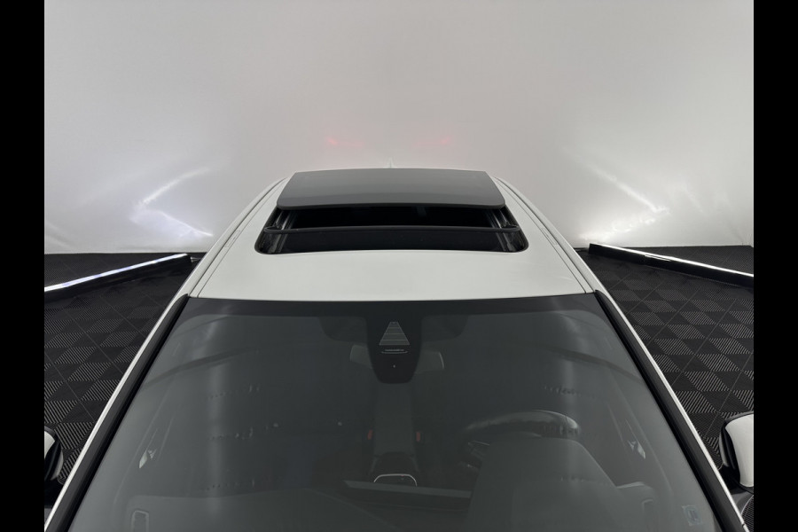 BMW 2 Serie Gran Coupé 220i M-Sportpack Business Edition (INCL-BTW) Aut. *PANO | MICROFIBRE-SPORTSEATS | FULL-LED | DIGI-COCKPIT | CAMERA | NAVI-FULLMAP | HIFI-SOUND | DAB+ | ECC | PDC | CRUISE | CARPLAY | KEYLESS | PRIVACYGLASS | 18"ALU*