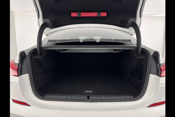 BMW 2 Serie Gran Coupé 220i M-Sportpack Business Edition (INCL-BTW) Aut. *PANO | MICROFIBRE-SPORTSEATS | FULL-LED | DIGI-COCKPIT | CAMERA | NAVI-FULLMAP | HIFI-SOUND | DAB+ | ECC | PDC | CRUISE | CARPLAY | KEYLESS | PRIVACYGLASS | 18"ALU*