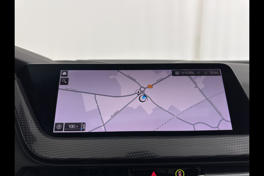 BMW 2 Serie Gran Coupé 220i M-Sportpack Business Edition (INCL-BTW) Aut. *PANO | MICROFIBRE-SPORTSEATS | FULL-LED | DIGI-COCKPIT | CAMERA | NAVI-FULLMAP | HIFI-SOUND | DAB+ | ECC | PDC | CRUISE | CARPLAY | KEYLESS | PRIVACYGLASS | 18"ALU*