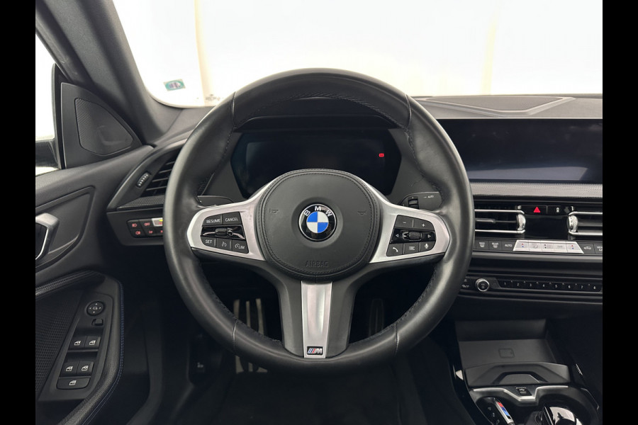 BMW 2 Serie Gran Coupé 220i M-Sportpack Business Edition (INCL-BTW) Aut. *PANO | MICROFIBRE-SPORTSEATS | FULL-LED | DIGI-COCKPIT | CAMERA | NAVI-FULLMAP | HIFI-SOUND | DAB+ | ECC | PDC | CRUISE | CARPLAY | KEYLESS | PRIVACYGLASS | 18"ALU*