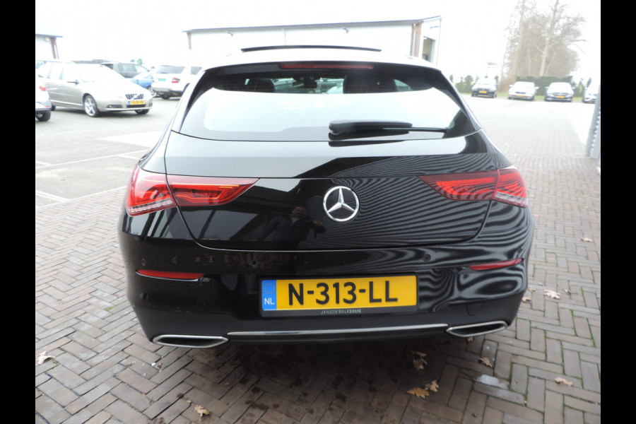 Mercedes-Benz CLA-Klasse Shooting Brake 200 Business Solution Luxury panoramadak trekhaak
