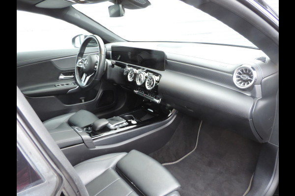 Mercedes-Benz CLA-Klasse Shooting Brake 200 Business Solution Luxury panoramadak trekhaak