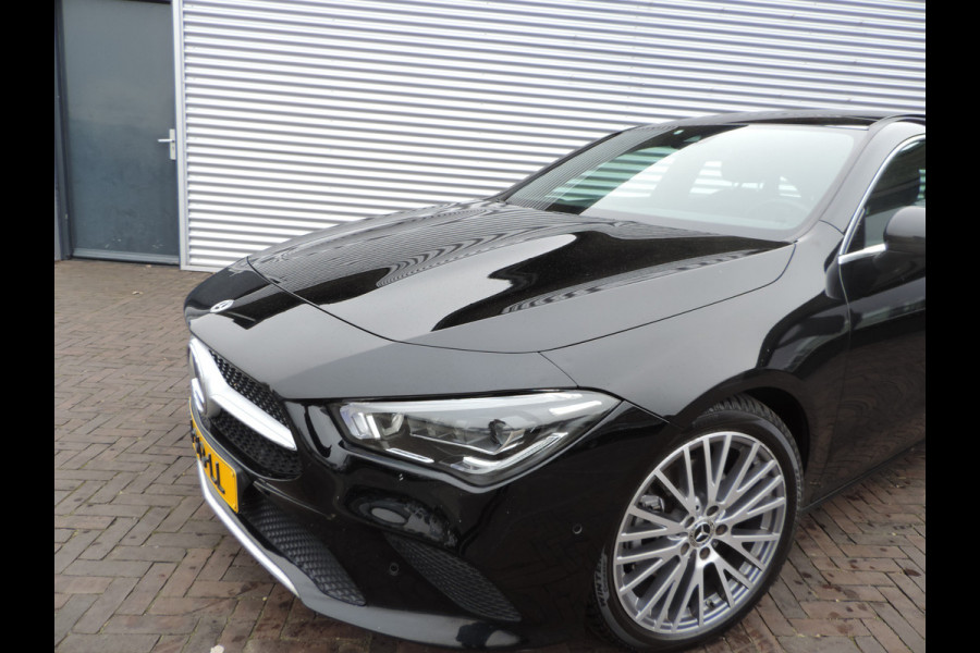 Mercedes-Benz CLA-Klasse Shooting Brake 200 Business Solution Luxury panoramadak trekhaak