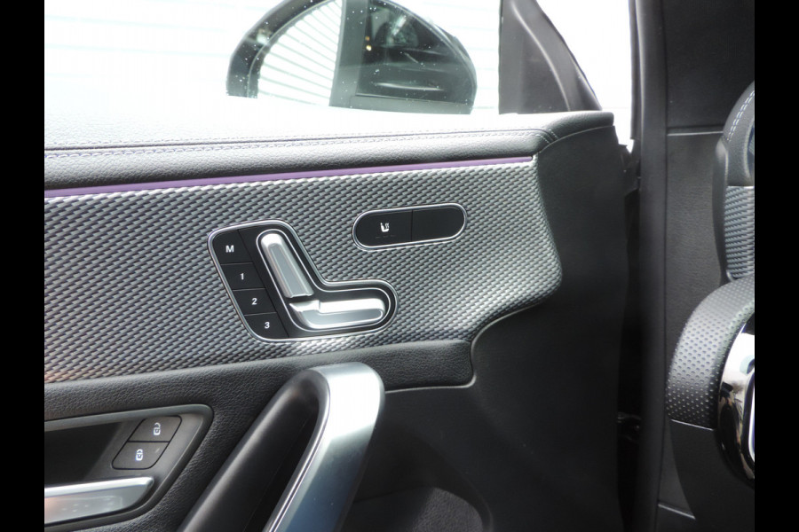 Mercedes-Benz CLA-Klasse Shooting Brake 200 Business Solution Luxury panoramadak trekhaak