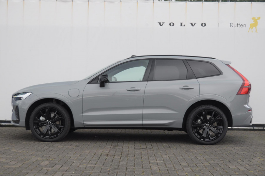 Volvo XC60 T8 455PK Facelift AWD Plus Black Edition Head up display / Luchtvering / Trekhaak / Apple Carplay / Adaptive cruise control / Panorama dak / Sportstoelen / Elektrisch bedienbare bestuurderstoel met geheugen / Keyless Entry / Elektrische achterklep