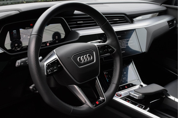 Audi e-tron S Quattro 371kW / Luchtvering/ Standkachel/ Bang & Olufsen Sound System/ Trekhaak/ Panoramadak/