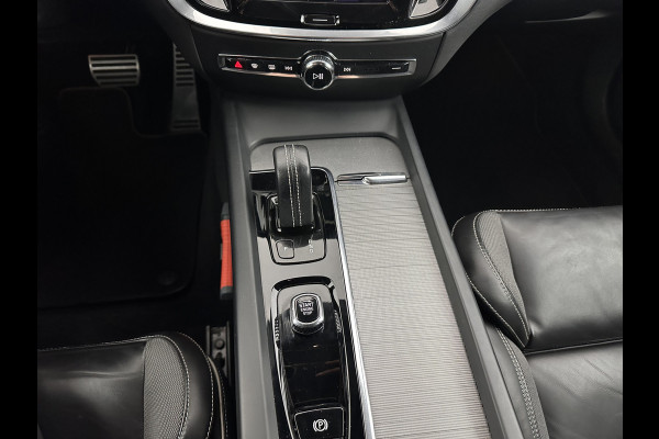 Volvo S60 2.0 B3 R-Design Black Edition (INCL-BTW) Aut. *FULL-LED | LEATHER | HEATED-R-SPORTSEATS | HARMAN/KARDON | MEMORY-PACK | CAMERA | NAVI-FULLMAP | ECC | PRIVACYGLASS | PDC | CRUISE | LANE-ASIST | DAB | DIGI-COCKPIT | TOWBAR