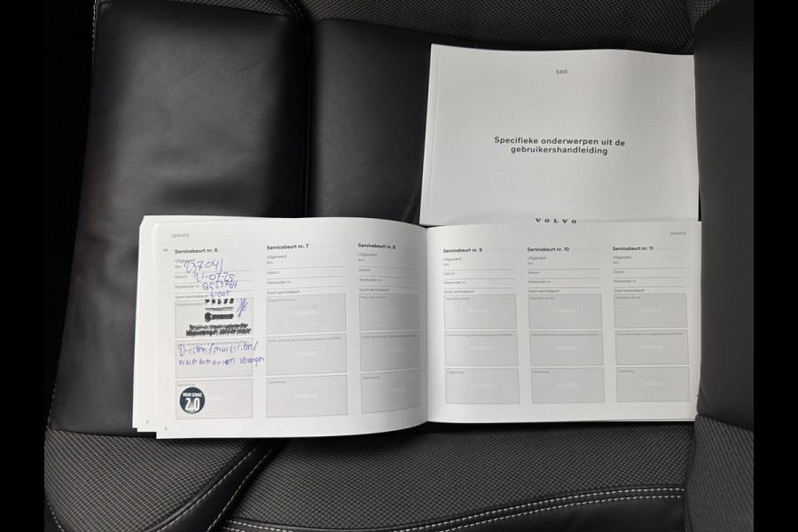 Volvo S60 2.0 B3 R-Design Black Edition (INCL-BTW) Aut. *FULL-LED | LEATHER | HEATED-R-SPORTSEATS | HARMAN/KARDON | MEMORY-PACK | CAMERA | NAVI-FULLMAP | ECC | PRIVACYGLASS | PDC | CRUISE | LANE-ASIST | DAB | DIGI-COCKPIT | TOWBAR