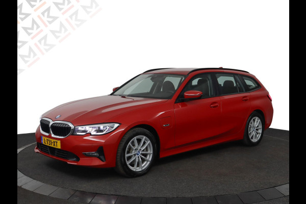 BMW 3 Serie Touring 320e Business Edition Plus|Laser|Leder|Sportstoelen|Adaptive Cruise Control