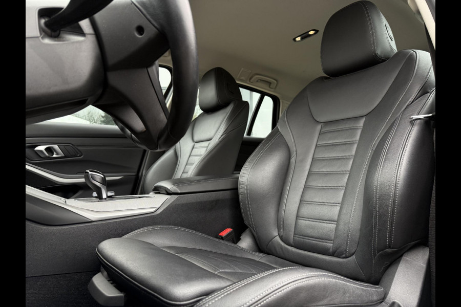 BMW 3 Serie Touring 320e Aut. Hybrid Executive Business | Leder Sport | Trekhaak | BMW Laser |