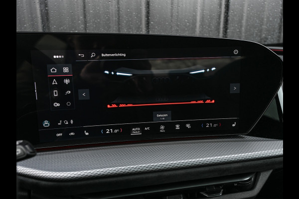 Audi Q5 Sportback 2.0 TFSI e-hybrid quattro S edition Competition 368pk | Luchtvering S-Seats | Panoramadak | Trekhaak | Digital Oled |