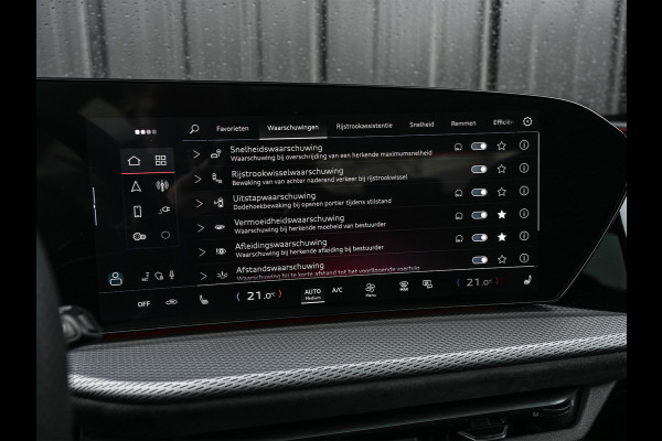 Audi Q5 Sportback 2.0 TFSI e-hybrid quattro S edition Competition 368pk | Luchtvering S-Seats | Panoramadak | Trekhaak | Digital Oled |