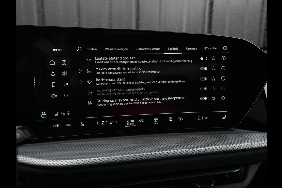 Audi Q5 Sportback 2.0 TFSI e-hybrid quattro S edition Competition 368pk | Luchtvering S-Seats | Panoramadak | Trekhaak | Digital Oled |