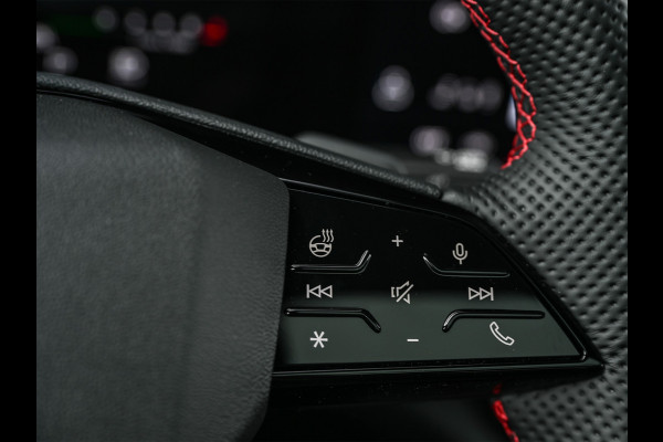 Audi Q5 Sportback 2.0 TFSI e-hybrid quattro S edition Competition 368pk | Luchtvering S-Seats | Panoramadak | Trekhaak | Digital Oled |