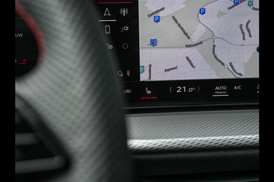 Audi Q5 Sportback 2.0 TFSI e-hybrid quattro S edition Competition 368pk | Luchtvering S-Seats | Panoramadak | Trekhaak | Digital Oled |