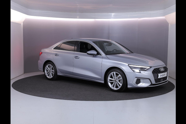 Audi A3 Limousine 30 TFSI Advanced edition 110 pk S-tronic | Navigatie | Parkeersensoren (Park assist) | Apple Carplay/Android Auto | Stoelverwarming |