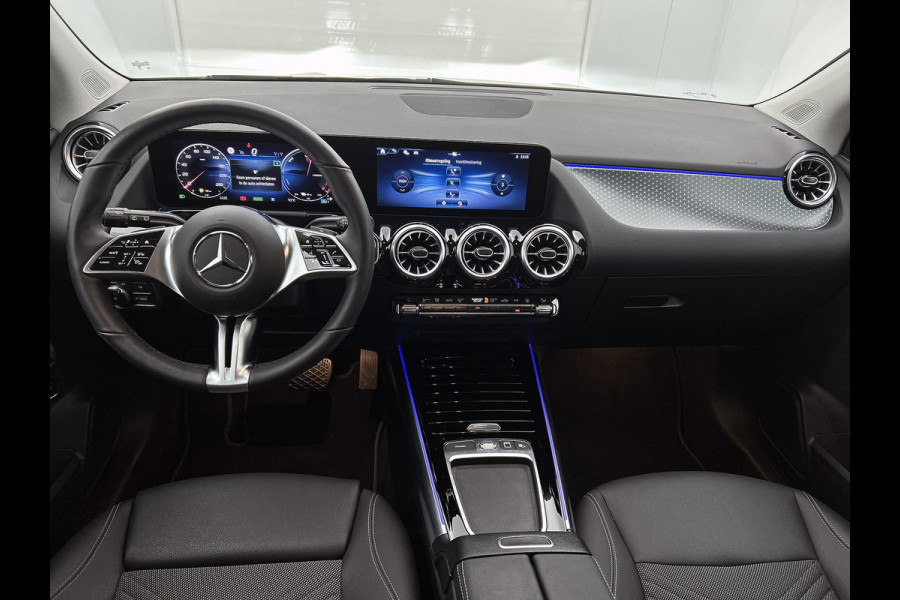Mercedes-Benz GLA 250 e Plug-In Hybride Trekhaak | Ledkoplampen | Sfeerverlichting | Stuur en Stoelverwarming | Keyless-Go. Inclusief 24 maanden Mercedes-Benz Certified garantie voor Europa.