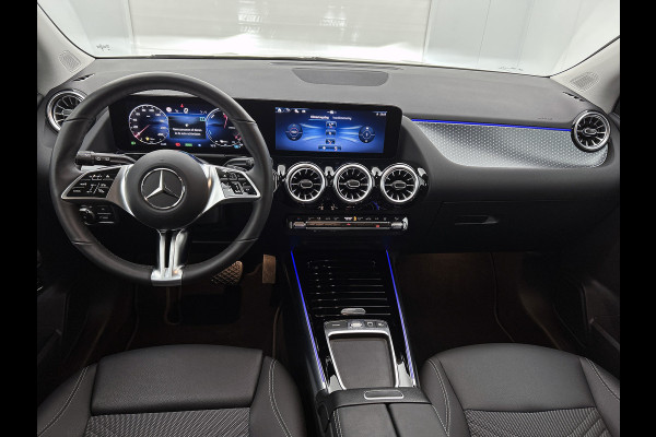 Mercedes-Benz GLA 250 e Plug-In Hybride Trekhaak | Ledkoplampen | Sfeerverlichting | Stuur en Stoelverwarming | Keyless-Go. Inclusief 24 maanden Mercedes-Benz Certified garantie voor Europa.