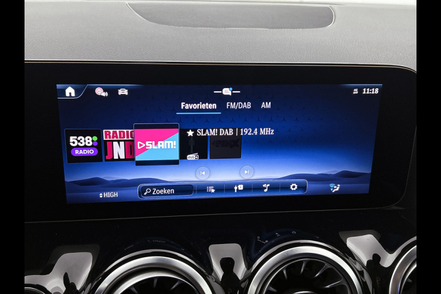 Mercedes-Benz GLA 250 e Plug-In Hybride Trekhaak | Ledkoplampen | Sfeerverlichting | Stuur en Stoelverwarming | Keyless-Go. Inclusief 24 maanden Mercedes-Benz Certified garantie voor Europa.