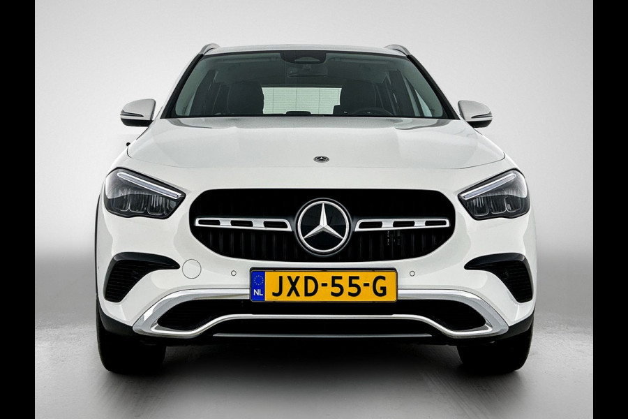 Mercedes-Benz GLA 250 e Plug-In Hybride Trekhaak | Ledkoplampen | Sfeerverlichting | Stuur en Stoelverwarming | Keyless-Go. Inclusief 24 maanden Mercedes-Benz Certified garantie voor Europa.