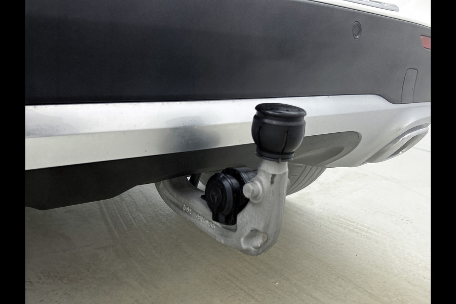 Mercedes-Benz GLA 250 e Plug-In Hybride Trekhaak | Ledkoplampen | Sfeerverlichting | Stuur en Stoelverwarming | Keyless-Go. Inclusief 24 maanden Mercedes-Benz Certified garantie voor Europa.