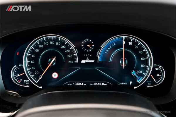 BMW 5 Serie 530e High Executive | Schuifdak | Adaptief cruise