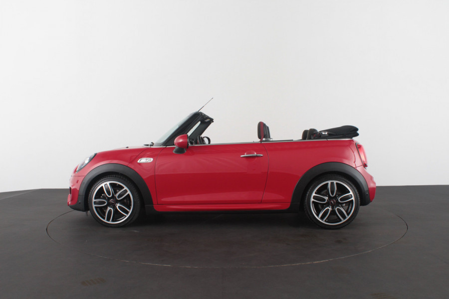 MINI Cabrio 2.0 Cooper S John Cooper Works > 192pk/H&K/Head-up/18inch/Chili red/Aerodynamica Kit...