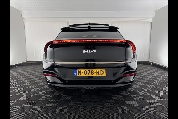 Kia Ev6 GT-Line 77.4 kWh (3-Fase-11kW) {SOH-98%} (INCL-BTW) Aut. *HEATPUMP | PANO | HEAD-UP | LEATHER-ALCANTARA | ADAPTIVE-CRUISE | DIGI-COCKPIT | MERIDIAN-AUDIO | MEMORYPACK | FULL-LED | KEYLESS | TOPVIEW | DAB | BLINDSPOT | NAVI-FULLMAP |