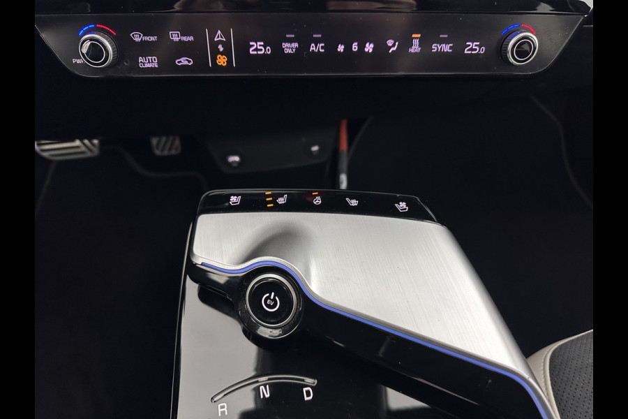 Kia Ev6 GT-Line 77.4 kWh (3-Fase-11kW) {SOH-98%} (INCL-BTW) Aut. *HEATPUMP | PANO | HEAD-UP | LEATHER-ALCANTARA | ADAPTIVE-CRUISE | DIGI-COCKPIT | MERIDIAN-AUDIO | MEMORYPACK | FULL-LED | KEYLESS | TOPVIEW | DAB | BLINDSPOT | NAVI-FULLMAP |