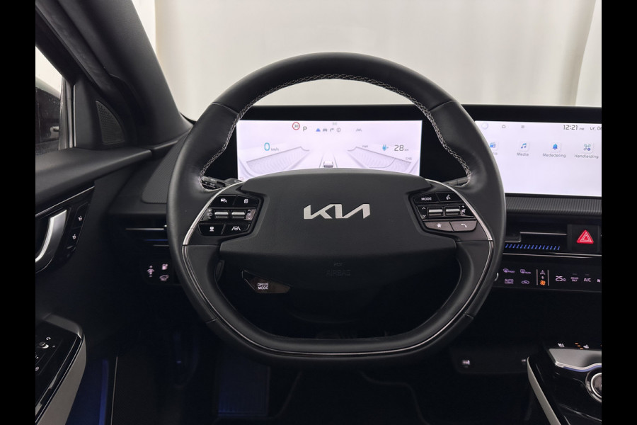 Kia Ev6 GT-Line 77.4 kWh (3-Fase-11kW) {SOH-98%} (INCL-BTW) Aut. *HEATPUMP | PANO | HEAD-UP | LEATHER-ALCANTARA | ADAPTIVE-CRUISE | DIGI-COCKPIT | MERIDIAN-AUDIO | MEMORYPACK | FULL-LED | KEYLESS | TOPVIEW | DAB | BLINDSPOT | NAVI-FULLMAP |