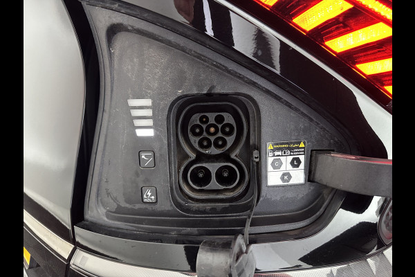 Kia Ev6 GT-Line 77.4 kWh (3-Fase-11kW) {SOH-98%} (INCL-BTW) Aut. *HEATPUMP | PANO | HEAD-UP | LEATHER-ALCANTARA | ADAPTIVE-CRUISE | DIGI-COCKPIT | MERIDIAN-AUDIO | MEMORYPACK | FULL-LED | KEYLESS | TOPVIEW | DAB | BLINDSPOT | NAVI-FULLMAP |