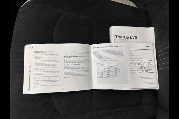 Kia Ev6 GT-Line 77.4 kWh (3-Fase-11kW) {SOH-98%} (INCL-BTW) Aut. *HEATPUMP | PANO | HEAD-UP | LEATHER-ALCANTARA | ADAPTIVE-CRUISE | DIGI-COCKPIT | MERIDIAN-AUDIO | MEMORYPACK | FULL-LED | KEYLESS | TOPVIEW | DAB | BLINDSPOT | NAVI-FULLMAP |