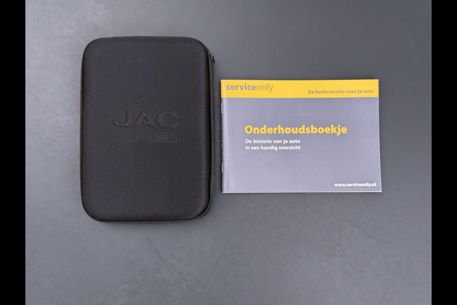 Jac iEV7 S 39kWh Automaat Leder 360°Camera Navi via Apple Carplay Android Auto Ecc Cruise Control Pdc Stoelverwarming Lmv Isofix Bluetooth Complete en Compacte EV